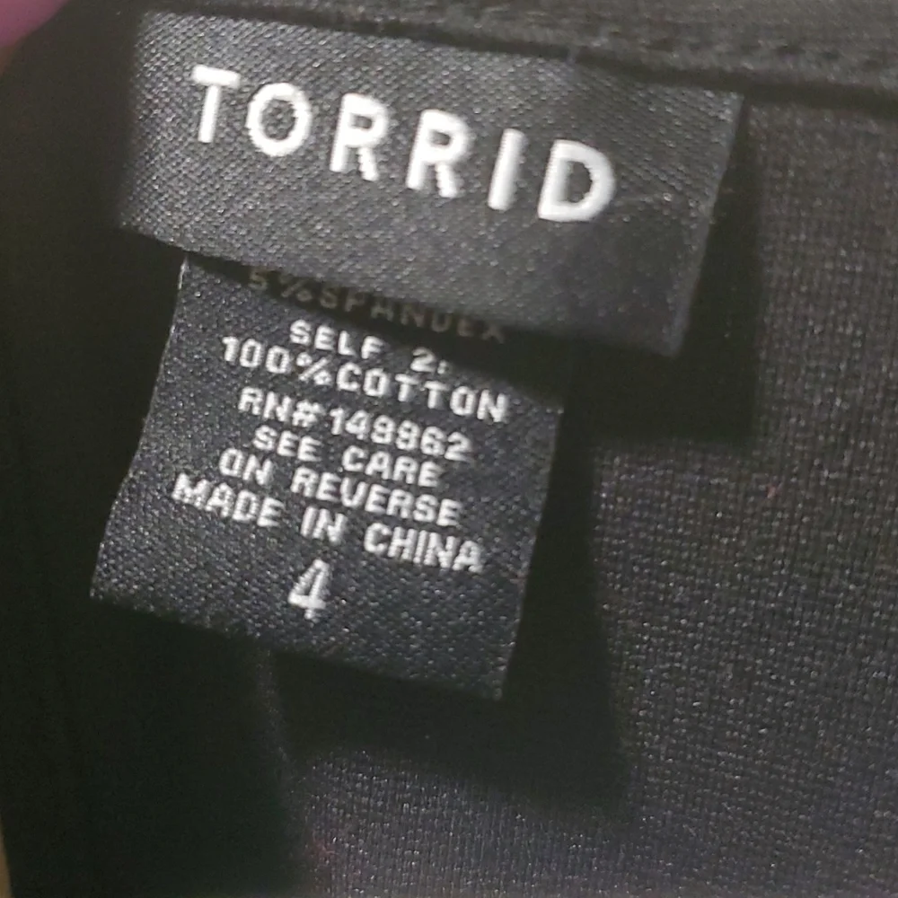 Torrid pepulem tank top in good condition size 26 - Picture 5 of 5